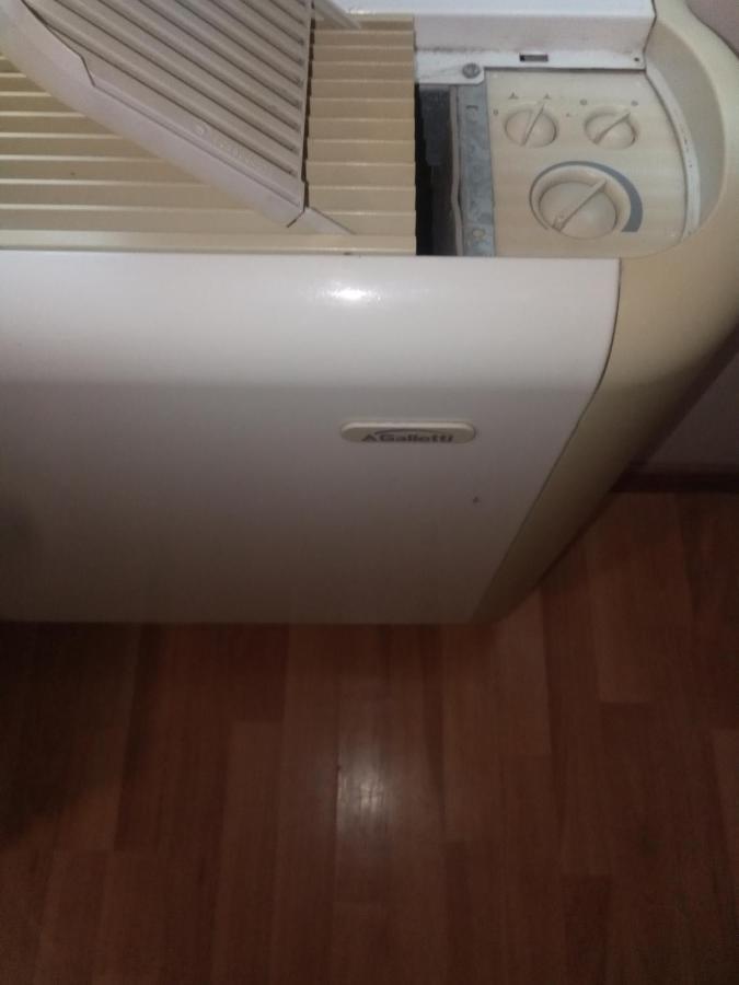 Oazis Wellness Apartman2 ハイデゥソボスロー エクステリア 写真