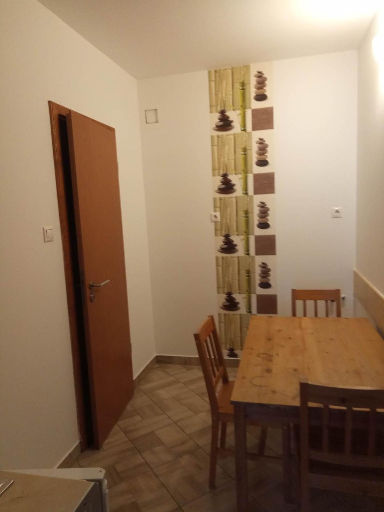 Oazis Wellness Apartman2 ハイデゥソボスロー 部屋 写真
