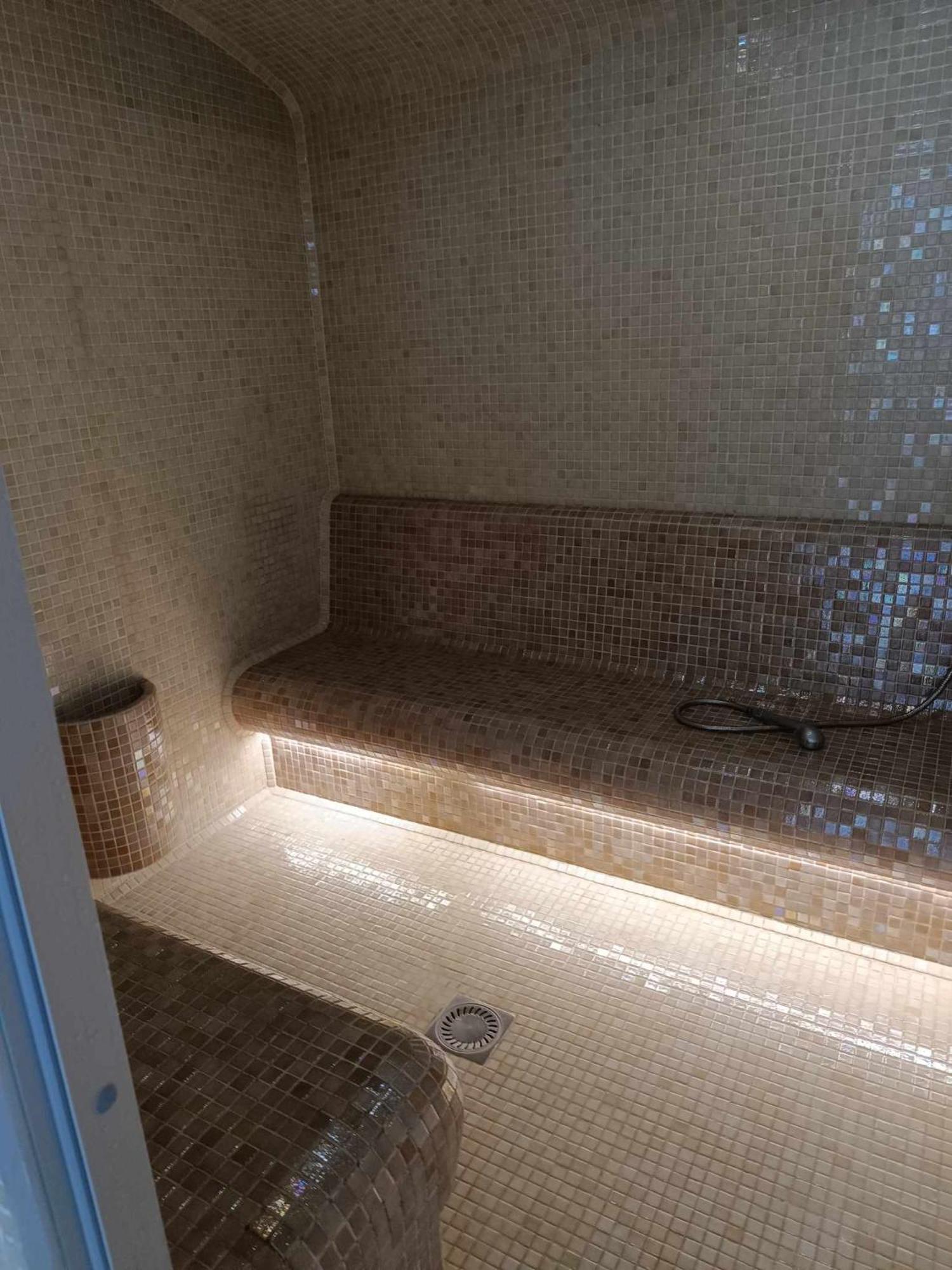 Oazis Wellness Apartman2 ハイデゥソボスロー エクステリア 写真